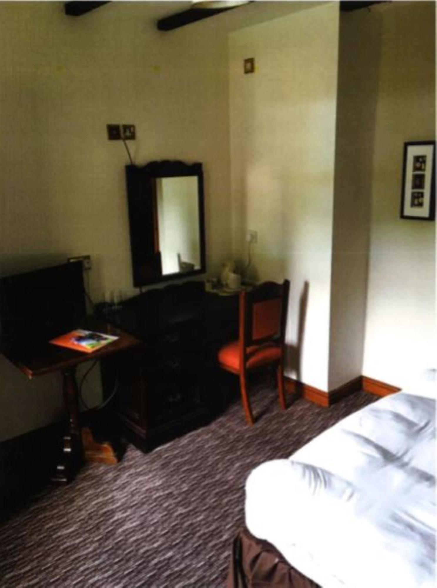 Bull Inn Reading Bagian luar foto