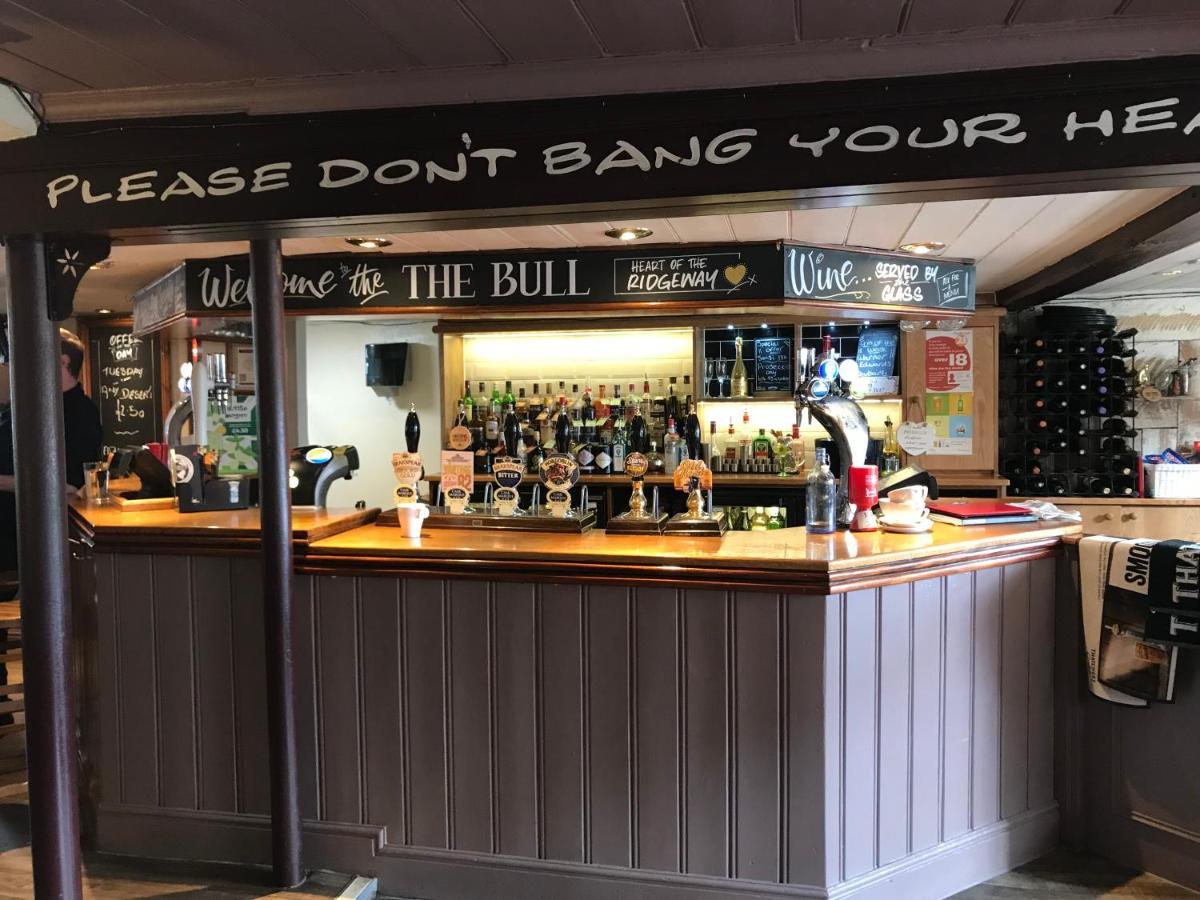 Bull Inn Reading Bagian luar foto